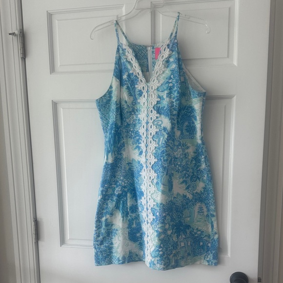 Lilly Pulitzer Dresses & Skirts - Lilly Pulitzer Blue and White Patterned Dress